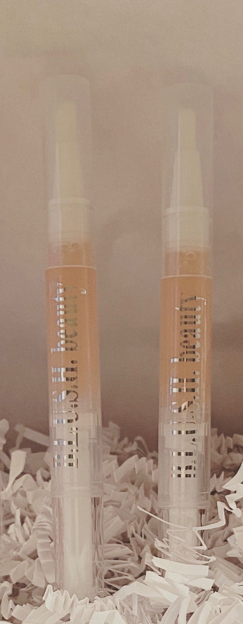 Lip Gloss Custom Clear Labels: Waterproof Foil Cosmetic Stickers